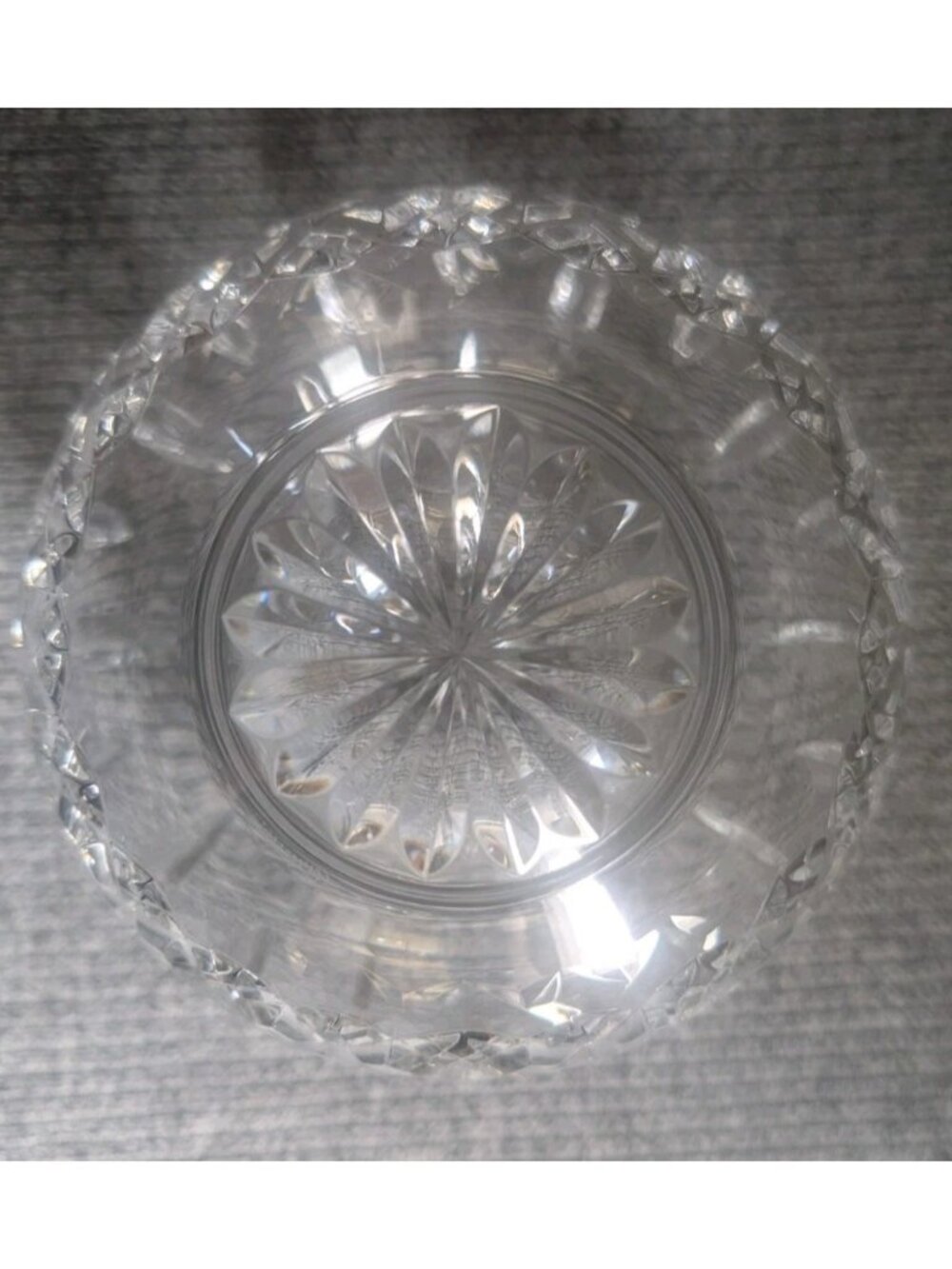 Waterford Crystal Rose Bowl in "Lismore" Cut, 5 1/4" x 5", Etched/Signed & EUC - Picture 4 of 7